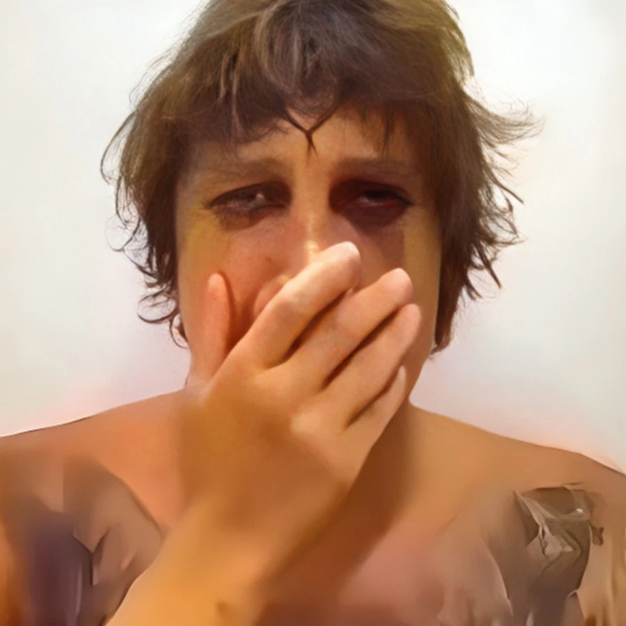 ⚠️ “MOM, PLEASE COME AND SAVE ME… THEY’VE BROUGHT KNIVES AGAIN!” — Igor Komarov’s desperate cry in a newly released ransom video has horrified viewers, but police say the markings on the victim’s hand are the serious clue revealing the kidnapping ring…👇👇