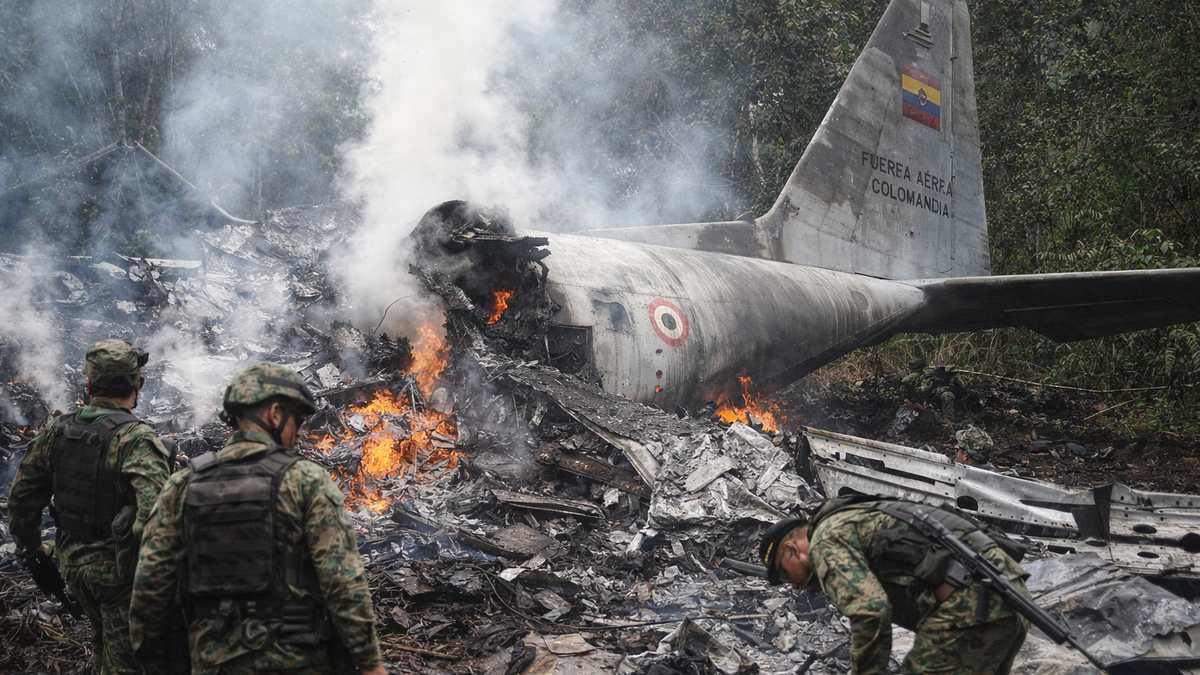 “Mom, I’ll call you when I land…” – The heartbreaking final phone calls in the catastrophic military plane crash in Colombia, details of the last call history of more than 100 victims in the shocking accident… 👇👇